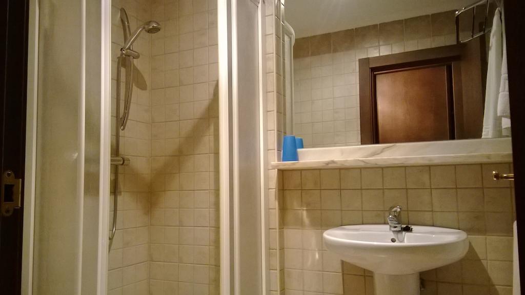 Hostal Patron Кастаньярес-де-Риоха Номер фото